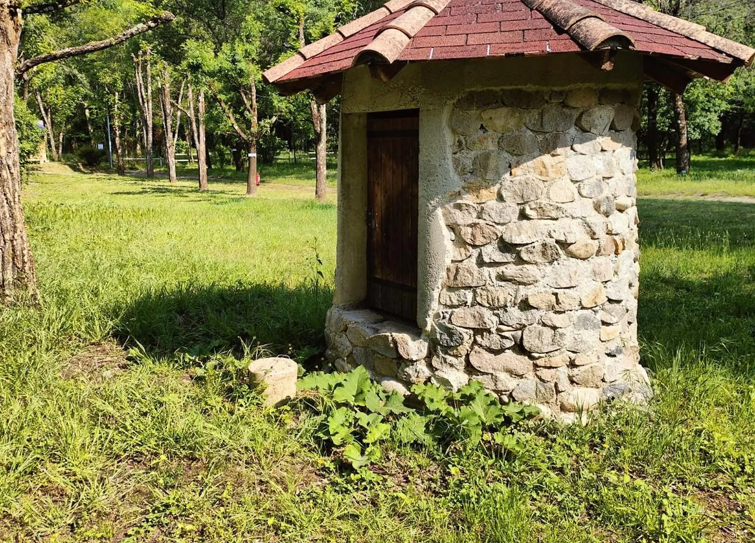 Кемпинг Emplacement Tente, Caravane 120 M2 Chauzon Франция